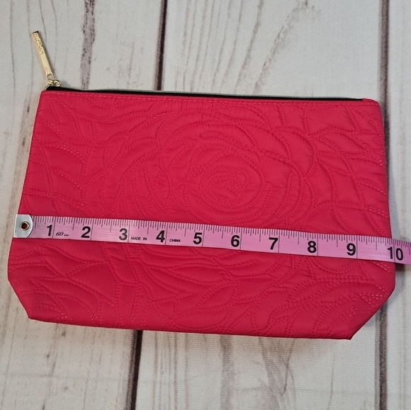 3 FOR 12 SALE Lancome Quilted Rose Pink Cosmetic Makeup Bag Pouch NWOT - Picture 3 of 7